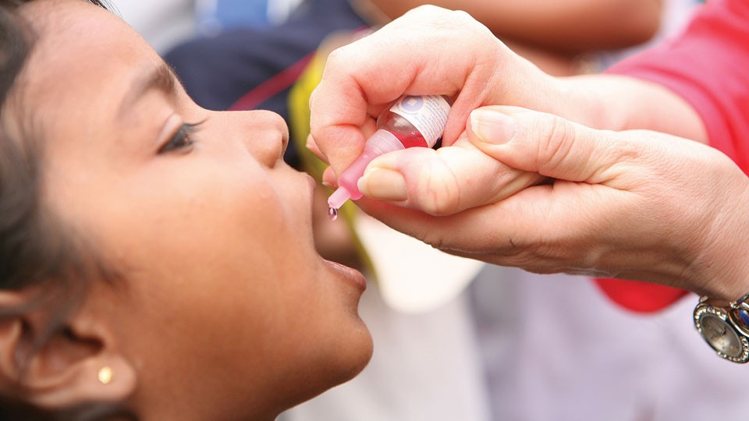 मुँह में दिया जाने वाला पोलियो वैक्सीन (OPV) polio oral vaccine